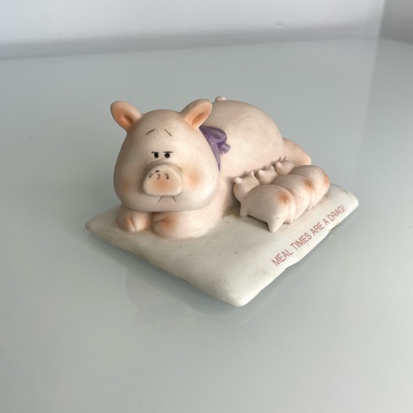 Two Vintage 1986 Morgan Inc Pig Tales Figurines Mom & Piglets Baked Ham - Picture 7 of 11
